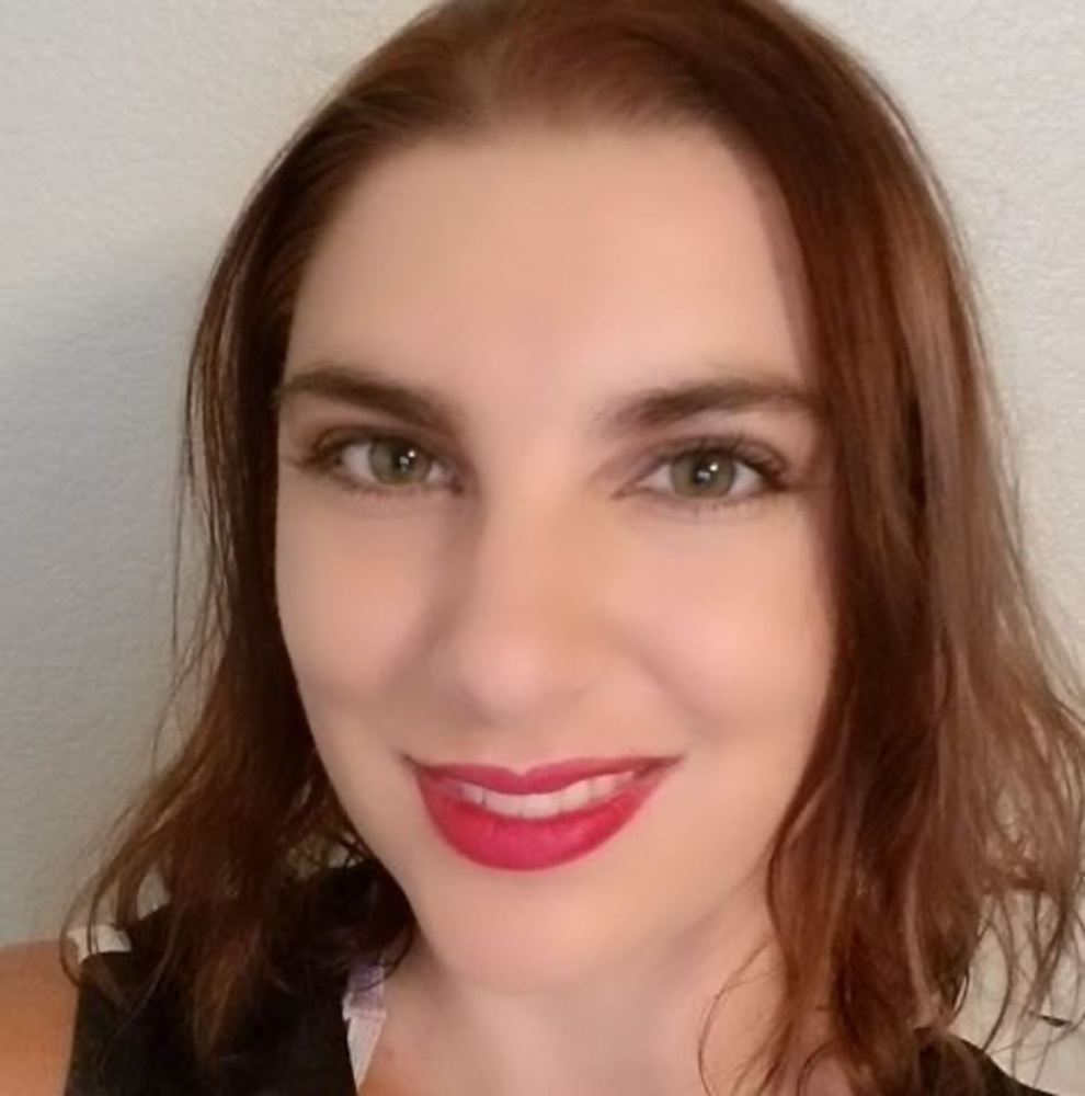 Meet your Posher, Krystel